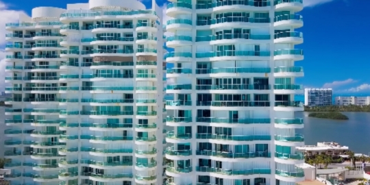 Cancun condo drone descending