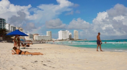 Cancun hotel zone beach people swimming - relax static -1