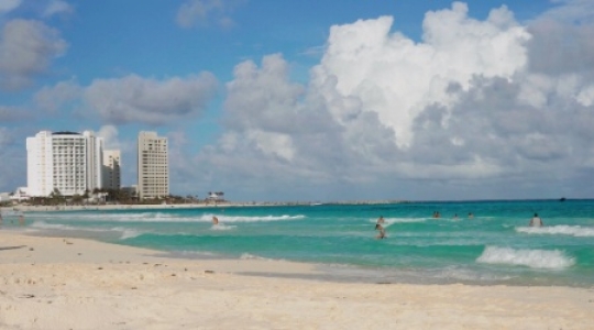 Cancun hotel zone beach people swimming relax static - 2