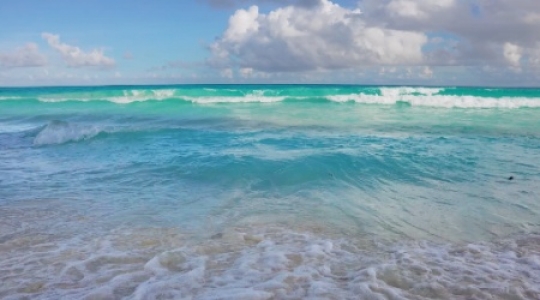 Cancun hotel zone beach waves static - 6