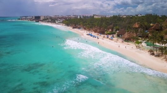 Playa Del Carmen beach static shot