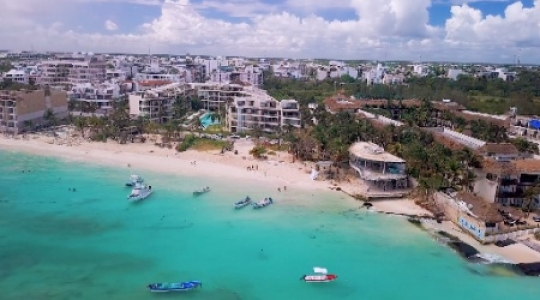 Playa Del Carmen beach truck - 1