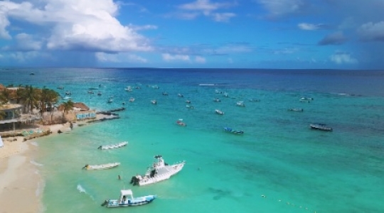 Playa Del Carmen static shots boats - 1