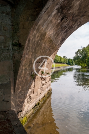 Arch reflection