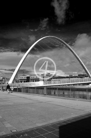 B/W Arch structure