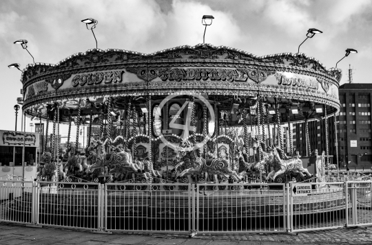 B/W Carousel