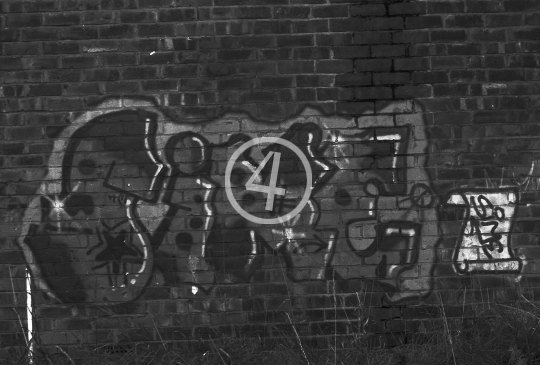 B/W Gaffiti