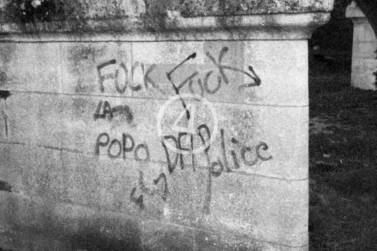 B/W Graffiti