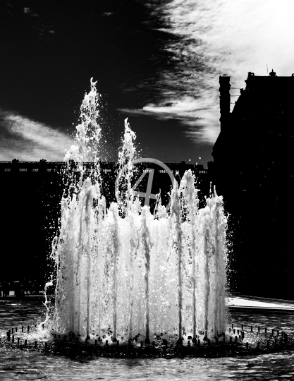 B/W water fountain 