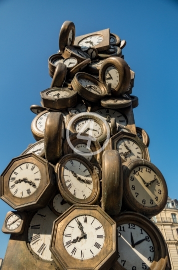 Clock sculpture art 3