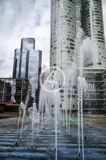 Fountain jets at work 2