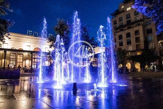 Fountain outside the Pearl 3