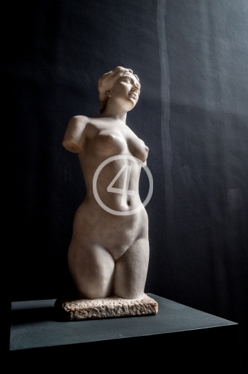 Marble sculpture 1