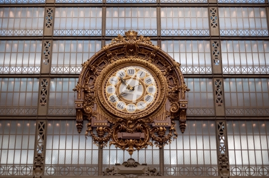 Massive decorated clock