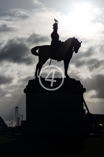 Monument with horse 1