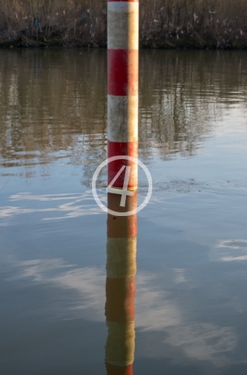 Pole reflection