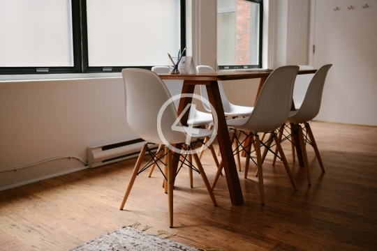 Table & chairs