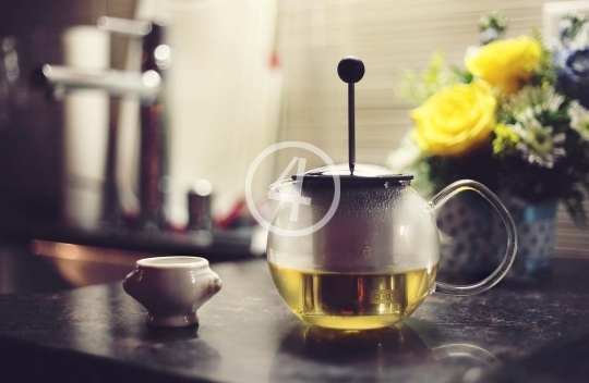 Tea pot